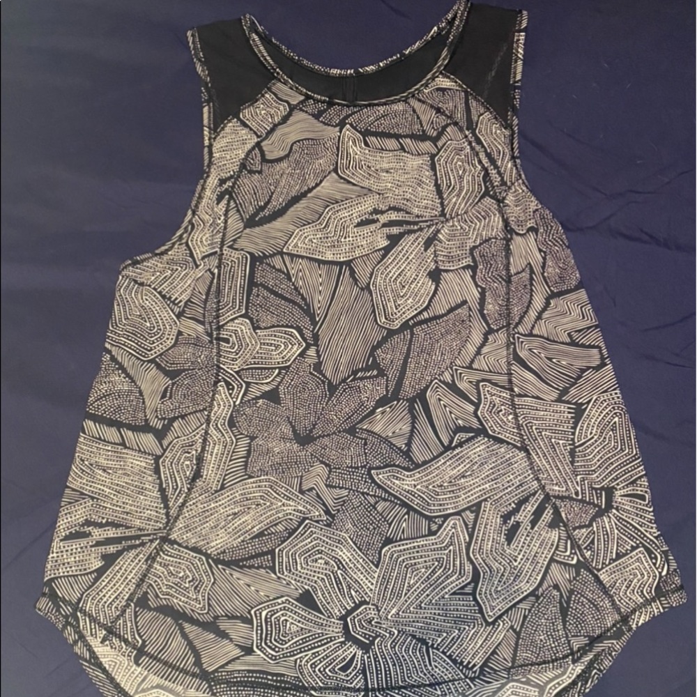 lulu lemon limited edition printed tank